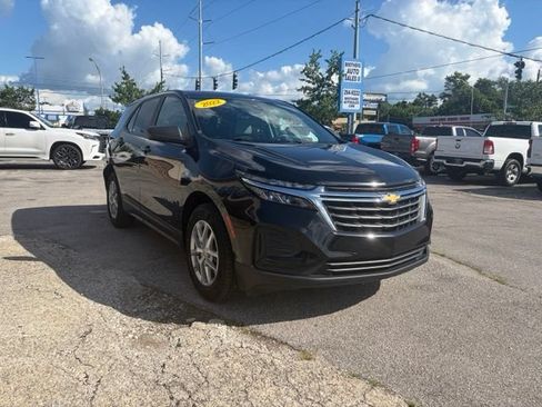 Used 2022 Chevrolet Equinox LS FWD image 10