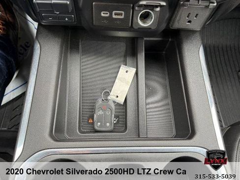 Used 2020 Chevrolet Silverado 2500 LTZ w/ LTZ Premium Package image 31