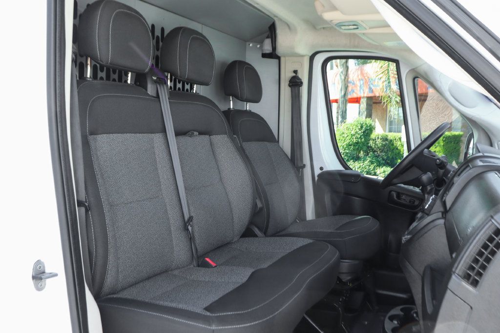 Used 2021 RAM ProMaster 2500 w/ Convenience Group FWD image 32