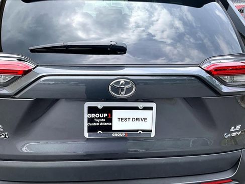 Certified 2025 Toyota RAV4 LE AWD/4WD image 30
