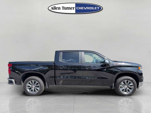 New 2026 Chevrolet Silverado 1500 LT image 3