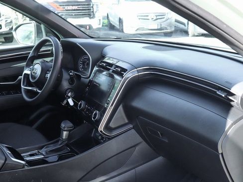 Used 2024 Hyundai Santa Cruz SE image 40