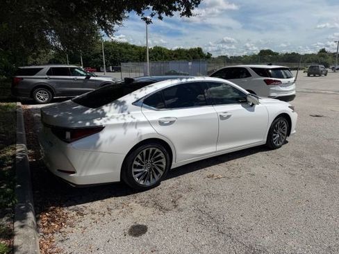 Used 2025 Lexus ES 350 Ultra Luxury w/ Accessory Package (Z1) FWD image 3