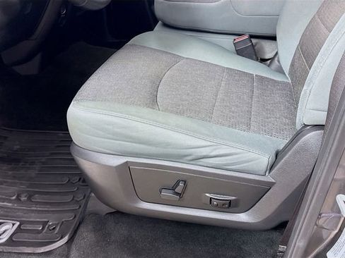 Used 2016 RAM 2500 Big Horn image 18