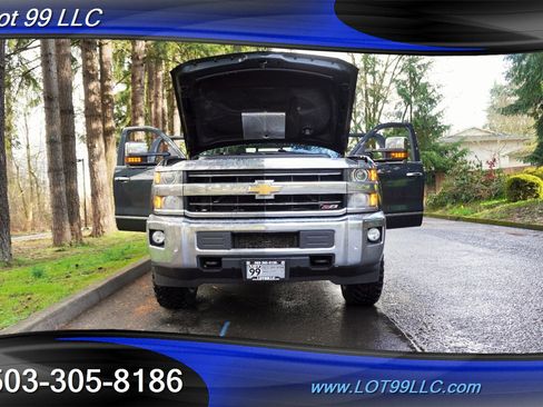 Used 2018 Chevrolet Silverado 3500 LTZ w/ Duramax Plus Package image 30