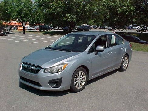 Used 2014 Subaru Impreza 2.0i Premium w/ All-Weather Package w/CVT AWD/4WD image 24