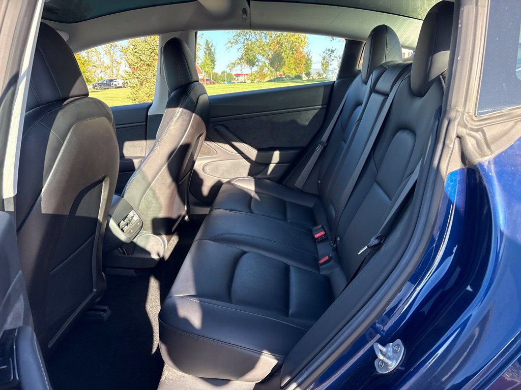Used 2018 Tesla Model 3 Long Range AWD/4WD image 12