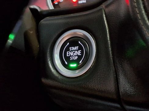 Used 2021 Chevrolet Suburban High Country AWD/4WD image 28