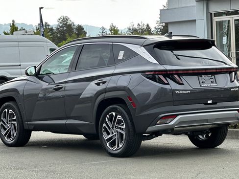New 2025 Hyundai Tucson Limited w/ Tow & Go Package AWD/4WD image 5