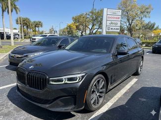 Used 2022 BMW 740i video 1
