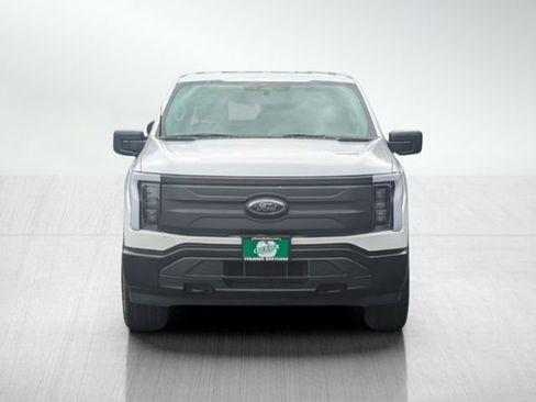 Used 2022 Ford F150 Lightning Pro image 2
