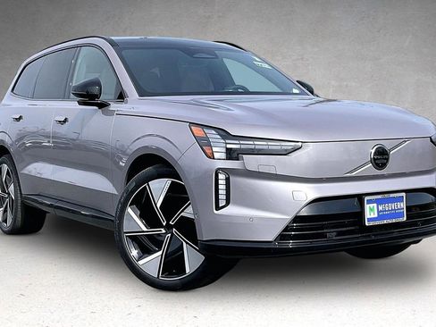 New 2026 Volvo EX90 Ultra AWD/4WD image 2