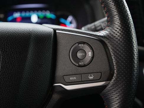 Used 2022 Honda Pilot TrailSport image 28