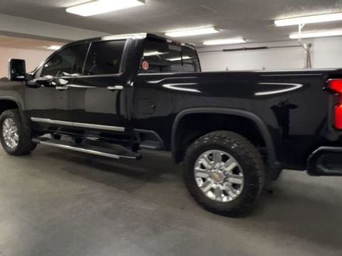 Certified 2024 Chevrolet Silverado 2500 High Country image 6