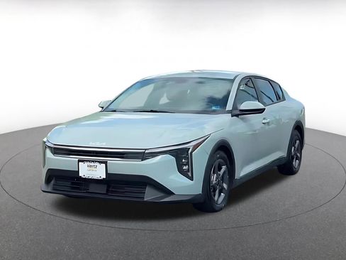 Used 2025 Kia K4 LXS image 7