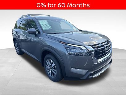 New 2025 Nissan Pathfinder SL w/ Cargo Package