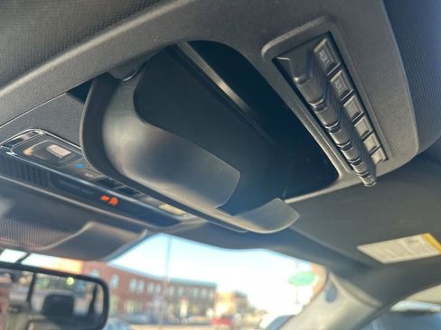 Used 2023 Ford F150 Raptor w/ Raptor Carbon Fiber Package image 27