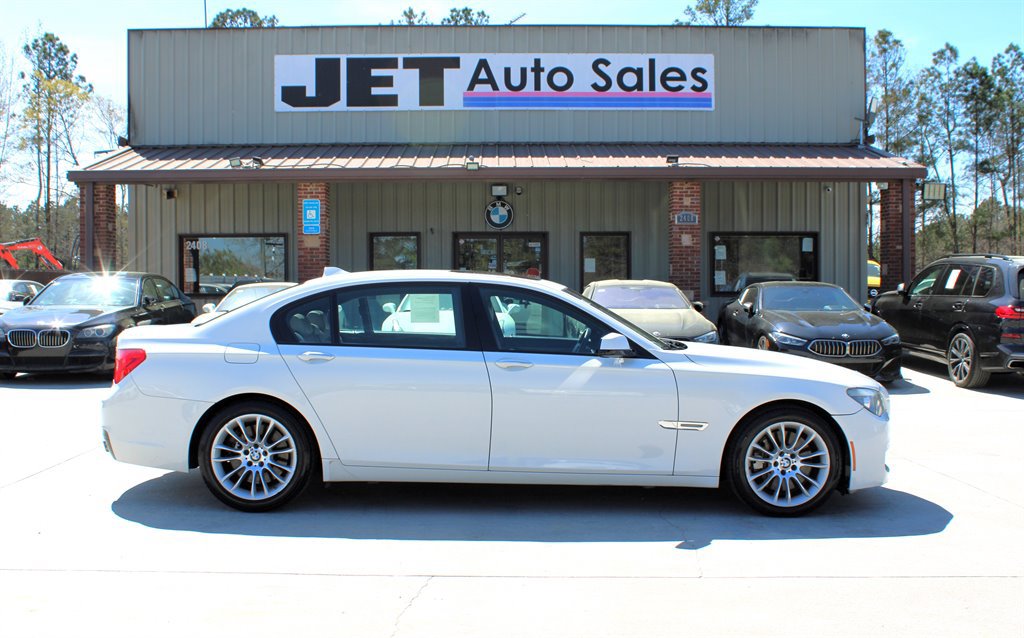 Used 2012 BMW 750Li RWD image 8