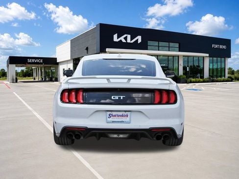 Used 2020 Ford Mustang GT Premium w/ GT Performance Package RWD image 6