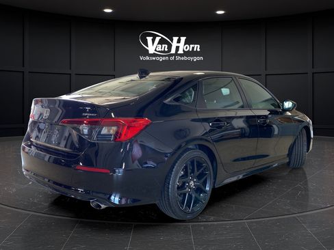 Used 2023 Honda Civic Sport image 7
