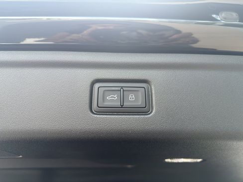 New 2025 Audi S6 e-tron Premium Plus image 11