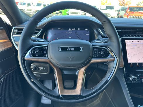 New 2025 Jeep Grand Cherokee L Summit image 11