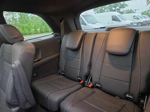 New 2026 Mercedes-Benz GLS 450 4MATIC image 31
