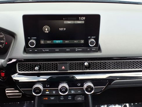 Used 2025 Honda Civic Sport image 23