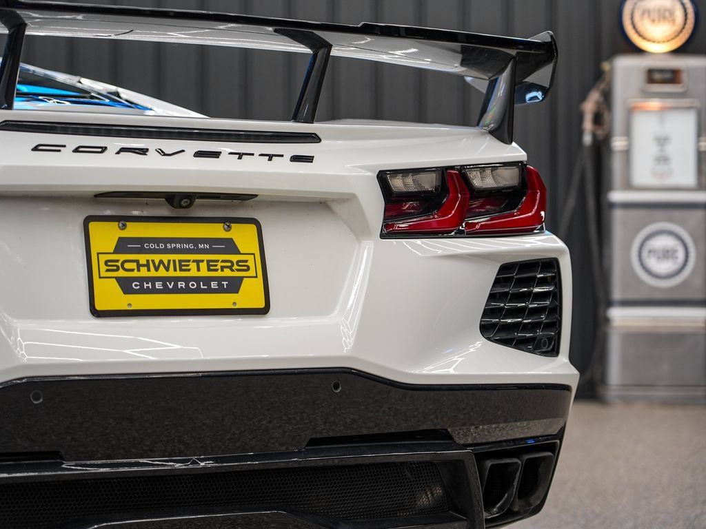 Certified 2024 Chevrolet Corvette Stingray Preferred Cpe w/ Z51 Performance Package RWD image 30