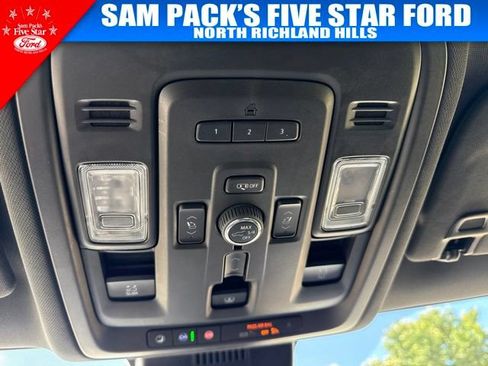 Used 2023 GMC Yukon XL AT4 AWD/4WD image 14