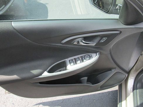 Used 2024 Chevrolet Malibu LT image 20