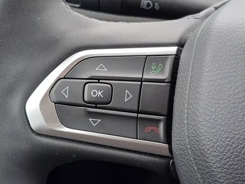 Used 2024 Jeep Compass Latitude w/ Convenience Group image 17