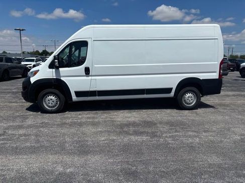 New 2026 RAM ProMaster 3500 w/ Convenience Group FWD image 4