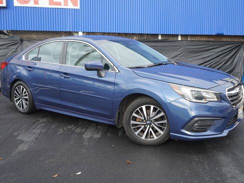 Used 2019 Subaru Legacy 2.5i Premium AWD/4WD image 5