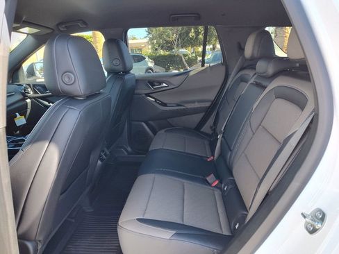 New 2026 Chevrolet Equinox LT w/ Convenience Package II image 7