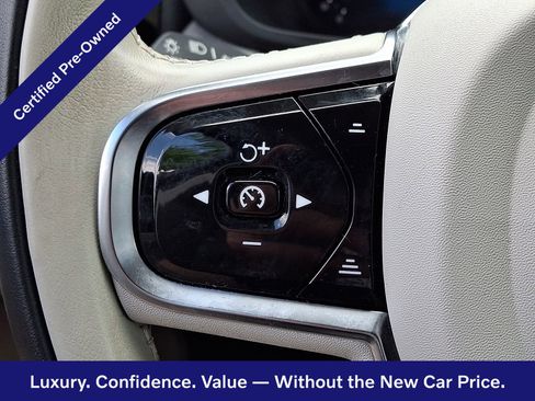 Certified 2024 Volvo XC60 B5 Plus w/ Climate Package AWD/4WD image 22