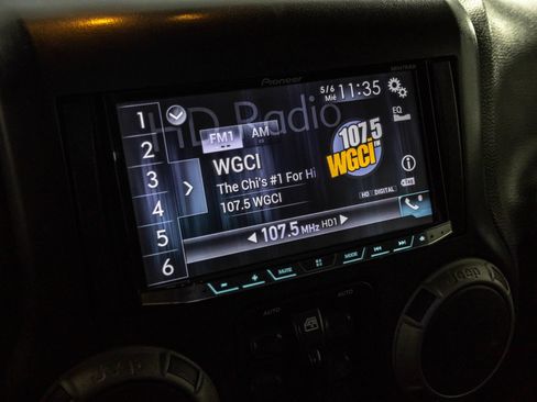 Used 2016 Jeep Wrangler Unlimited Sport AWD/4WD image 30