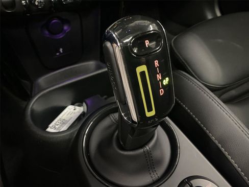 Certified 2024 MINI Cooper SE FWD image 26