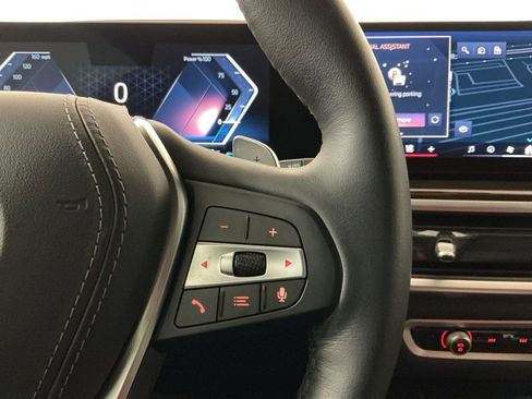 Certified 2025 BMW X5 xDrive40i w/ Climate Comfort Package image 14