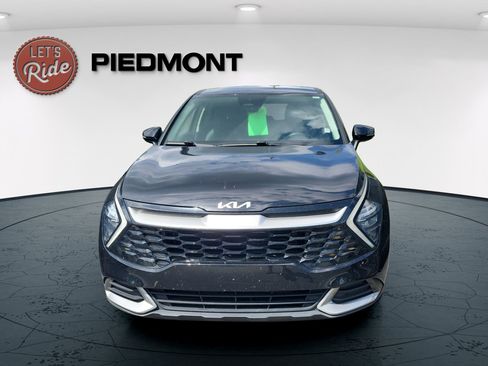 Used 2023 Kia Sportage EX FWD image 2