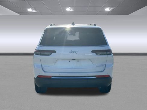 New 2025 Jeep Grand Cherokee L Limited image 6