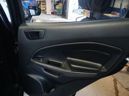 Certified 2019 Ford EcoSport SES image 42
