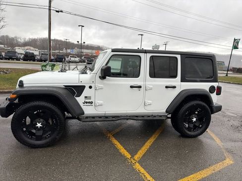 Used 2021 Jeep Wrangler Unlimited Sport image 10