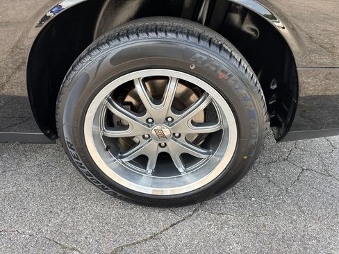 Used 2014 Dodge Challenger SXT Plus RWD image 10