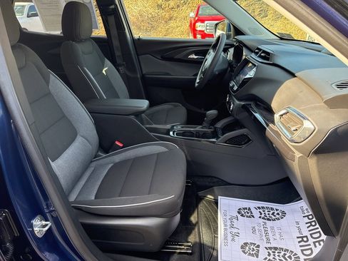Certified 2023 Chevrolet TrailBlazer LT w/ Convenience Package image 12