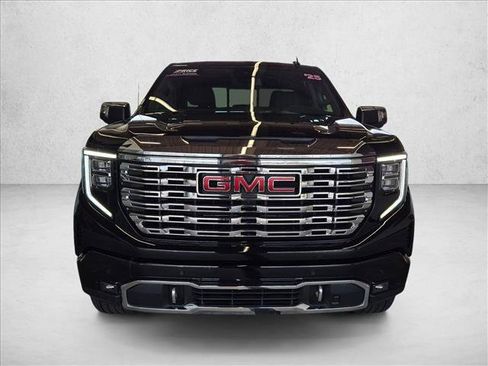 Used 2025 GMC Sierra 1500 Denali AWD/4WD image 2