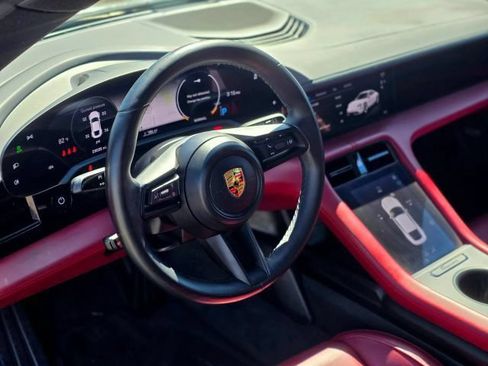 Used 2021 Porsche Taycan RWD image 11