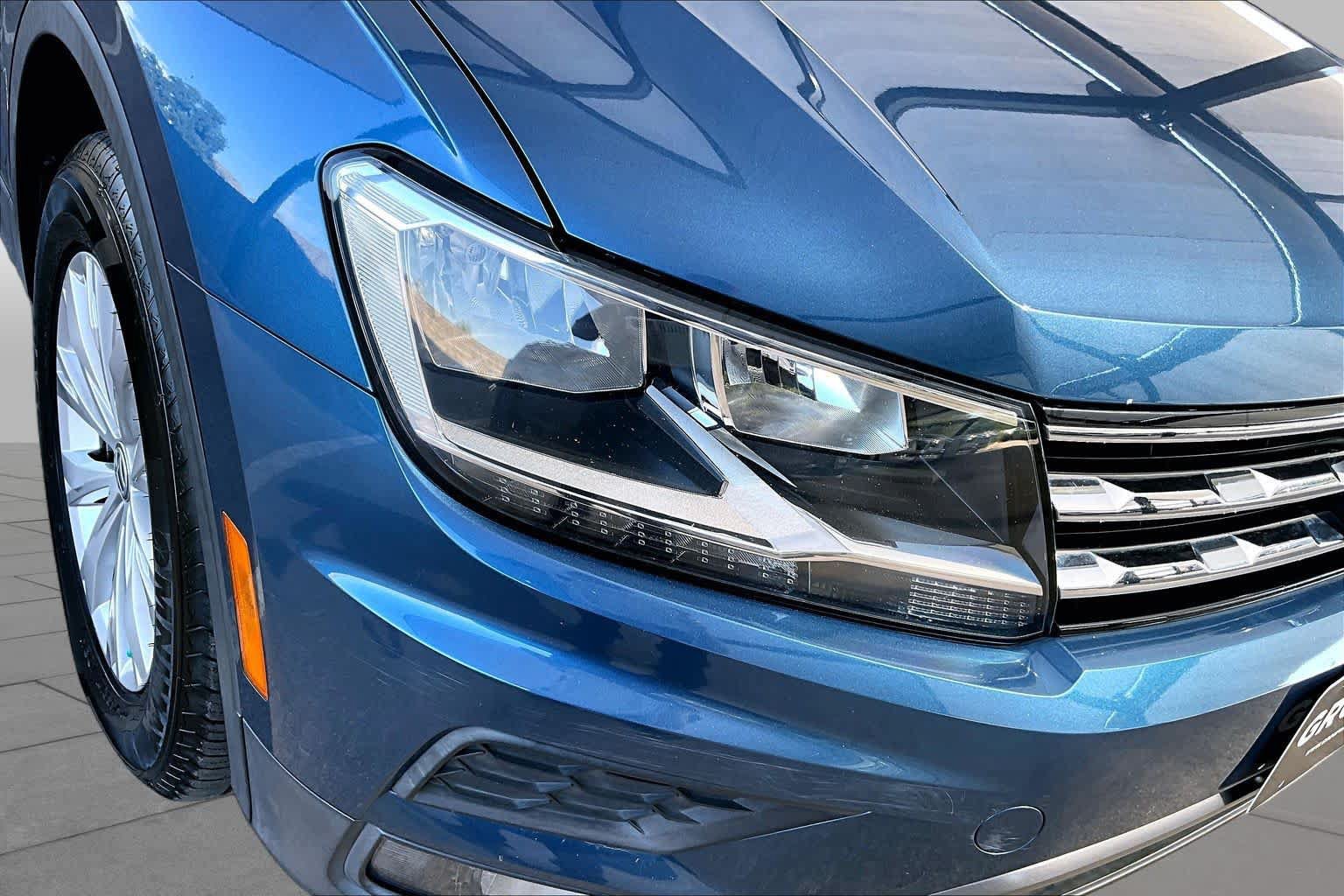 Used 2018 Volkswagen Tiguan SE FWD image 27