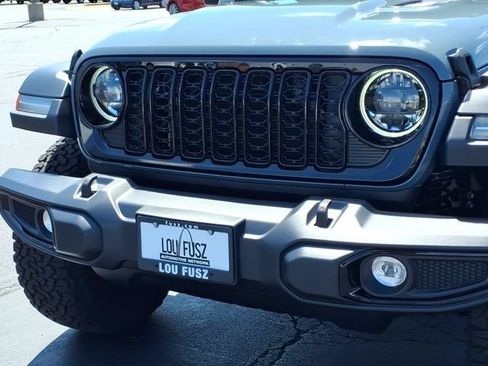 Used 2026 Jeep Wrangler Unlimited Sport AWD/4WD image 33