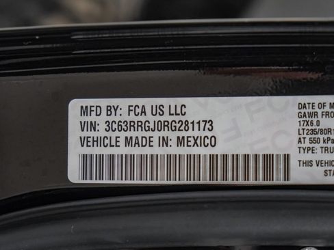 Used 2024 RAM 3500 Tradesman w/ Chrome Appearance Group AWD/4WD image 63